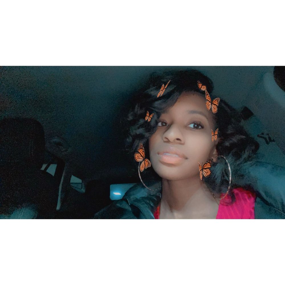 Meet your Posher, Clairice
